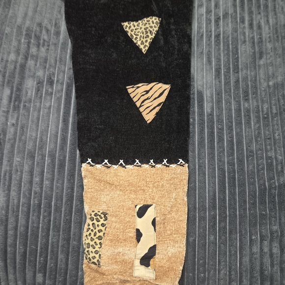 Yak Magic Cardigan Jacket Size Medium Button Up Black Brown Animal Print Beaded - Picture 10 of 13